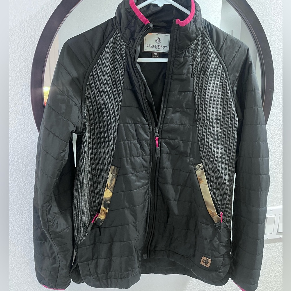 Legendary Whitetail Women’s Jacket size Medium Winter jacket Lightweight EUC - Picture 3 of 5